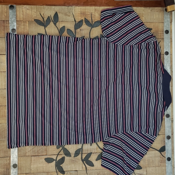 J. R. criders Golf Shirt EUC like new - Picture 6 of 7